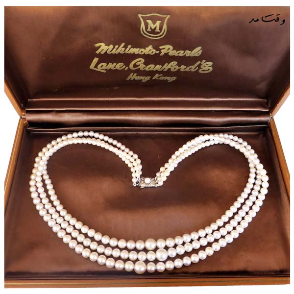 برند حواهر Mikimoto در ژاپن تاسیس و کار خود در زمینه تولید جواهرات لوکس را شروع کرد.