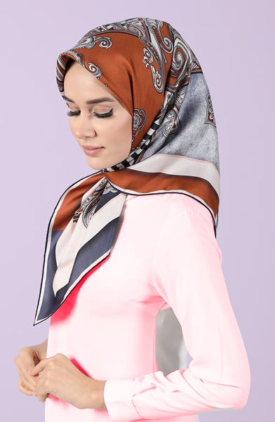 مدل مجلسی روسری ابریشمی زنانه با طرح و رنگ متنوع و جذاب