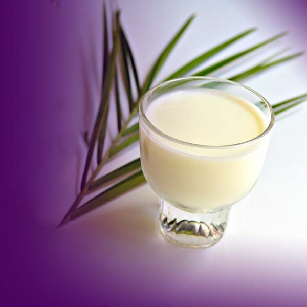 استفاده از اسکراب شیر برای سفیدی و روشنی پوست