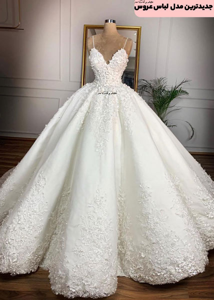 مدل لباس عروس گیپور دنباله دار