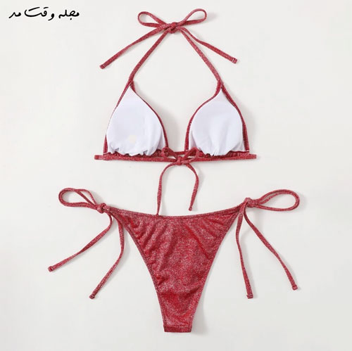 مدلی از لباس بیکینی